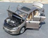[OEM] 1:18 Volkswagen 2011 Passat Brown Model Car Die-Cast