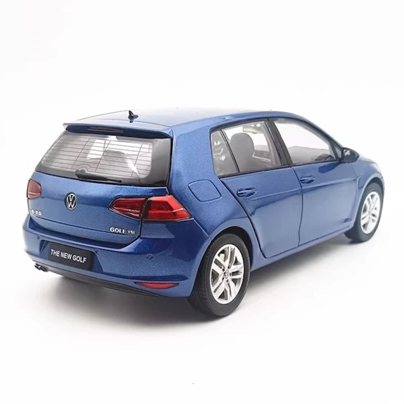 [OEM] 1:18 Volkswagen 2012 Golf Mk7 Blue Model Car Die-Cast