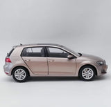 [OEM] 1:18 Volkswagen 2012 Golf Mk7 Pink Model Car Die-Cast