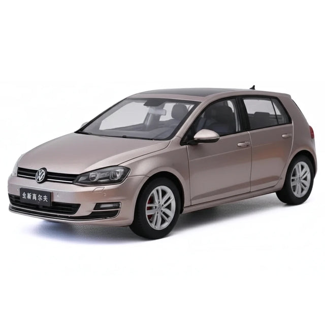 [OEM] 1:18 Volkswagen 2012 Golf Mk7 Pink Model Car Die-Cast