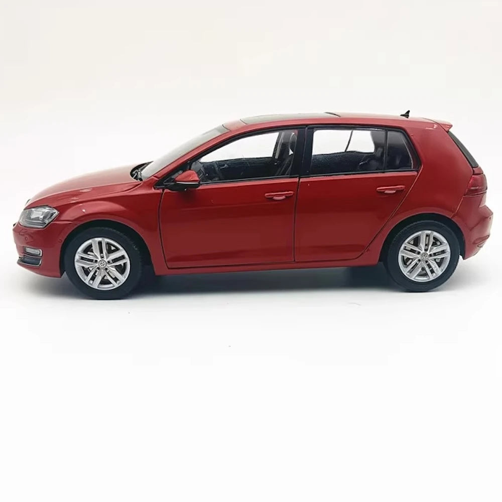 [OEM] 1:18 Volkswagen 2012 Golf Mk7 Red Model Car Die-Cast