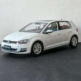 [OEM] 1:18 Volkswagen 2012 Golf Mk7 White Model Car Die-Cast