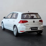 [OEM] 1:18 Volkswagen 2012 Golf Mk7 White Model Car Die-Cast