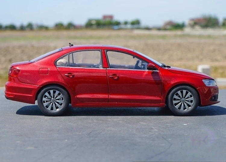 [OEM] 1:18 Volkswagen 2012 Jetta Red Model Car Die-Cast