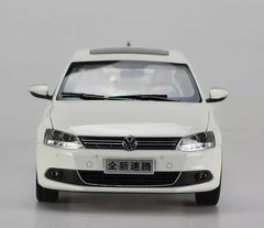 [OEM] 1:18 Volkswagen 2012 Jetta White Model Car Die-Cast