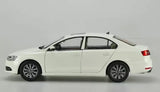 [OEM] 1:18 Volkswagen 2012 Jetta White Model Car Die-Cast