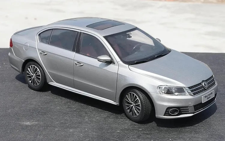 [OEM] 1:18 Volkswagen 2012 Lavida Sport Silver Model Car Die-Cast