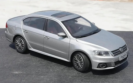 [OEM] 1:18 Volkswagen 2012 Lavida Sport Silver Model Car Die-Cast