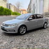 [OEM] 1:18 Volkswagen 2012 Magotan Silver Model Car Die-Cast