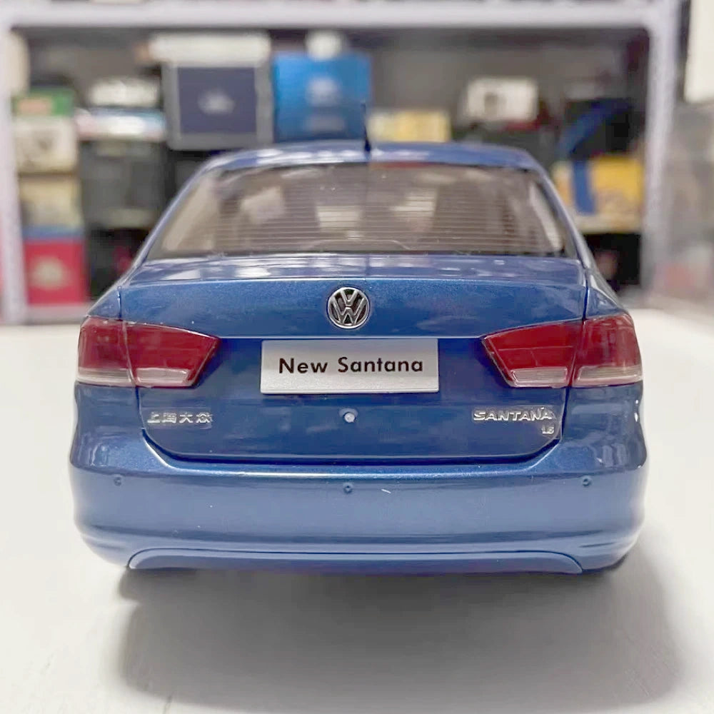 [OEM] 1:18 Volkswagen 2012 Santana Blue Model Car Die-Cast