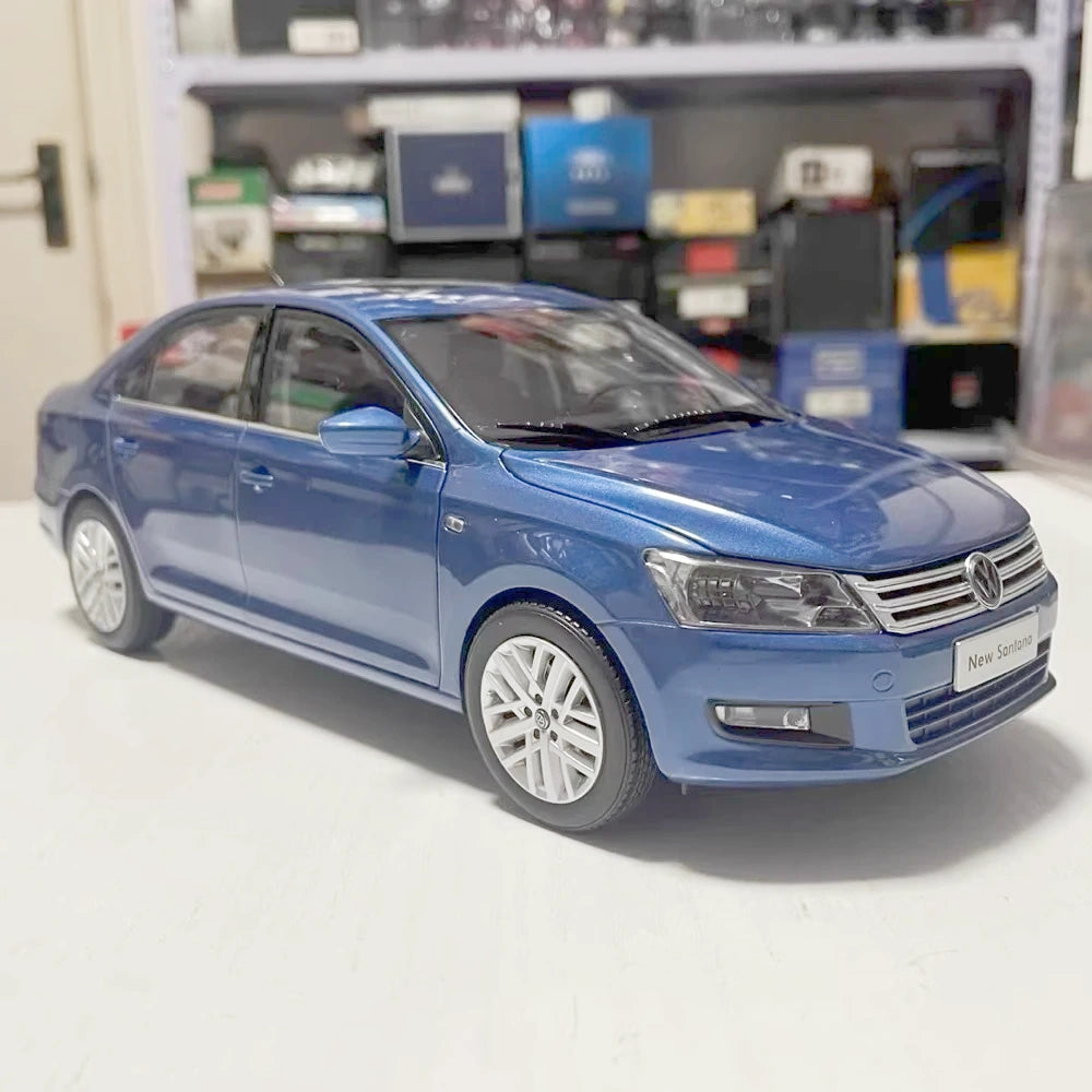 [OEM] 1:18 Volkswagen 2012 Santana Blue Model Car Die-Cast