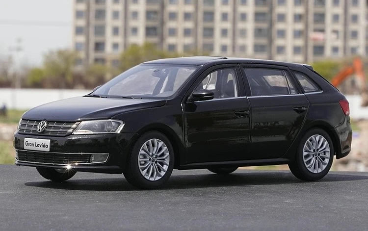 [OEM] 1:18 Volkswagen 2013 Gran Lavida Black Model Car Die-Cast