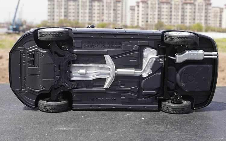 [OEM] 1:18 Volkswagen 2013 Gran Lavida Black Model Car Die-Cast