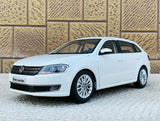 [OEM] 1:18 Volkswagen 2013 Gran Lavida White Model Car Die-Cast