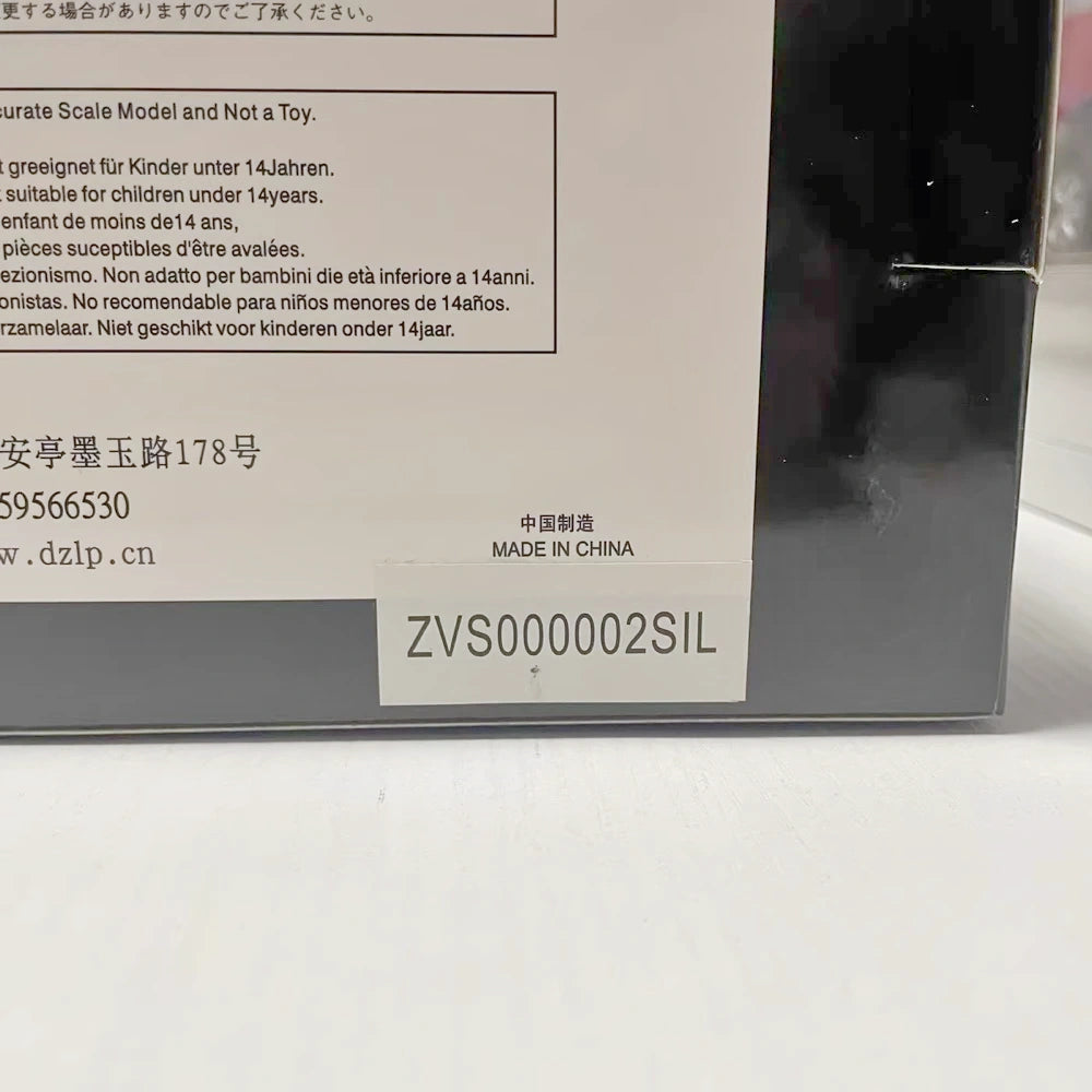 [OEM] 1:18 Volkswagen 2013 Lavida Silver Model Car Die-Cast