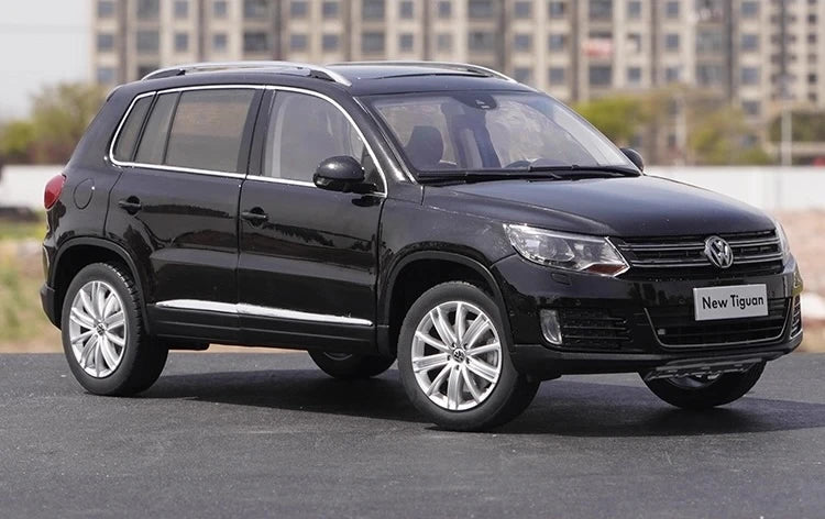 [OEM] 1:18 Volkswagen 2014 Tiguan Black Model Car Die-Cast