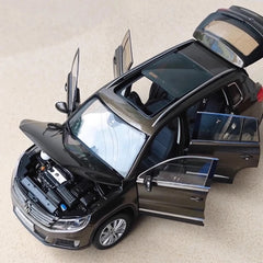 [OEM] 1:18 Volkswagen 2014 Tiguan Brown Model Car Die-Cast