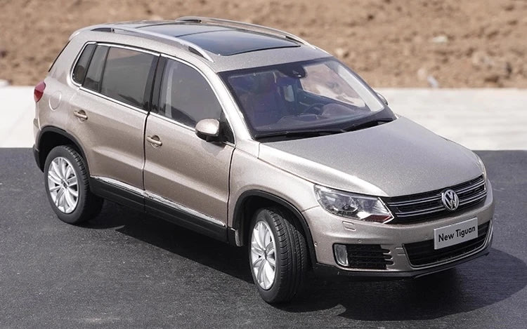[OEM] 1:18 Volkswagen 2014 Tiguan Gold Model Car Die-Cast