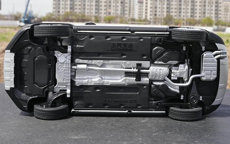 [OEM] 1:18 Volkswagen 2014 Tiguan vit modellbil Die-Cast