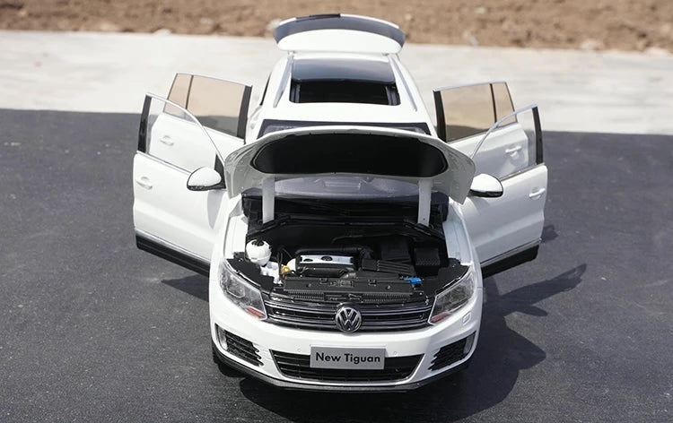 [OEM] 1:18 Volkswagen 2014 Tiguan vit modellbil Die-Cast