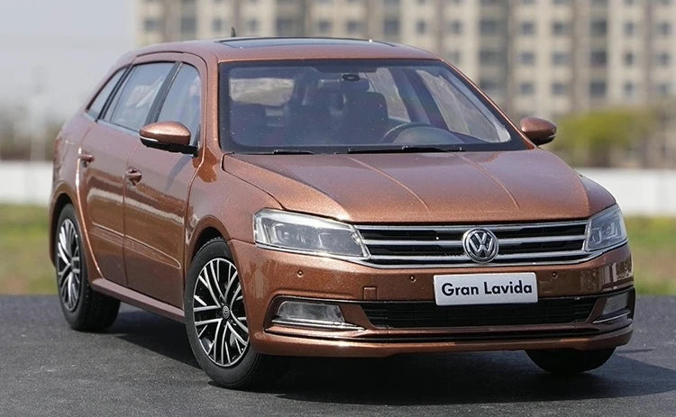 [OEM] 1:18 Volkswagen 2015 Gran Lavida Brown Model Car Die-Cast
