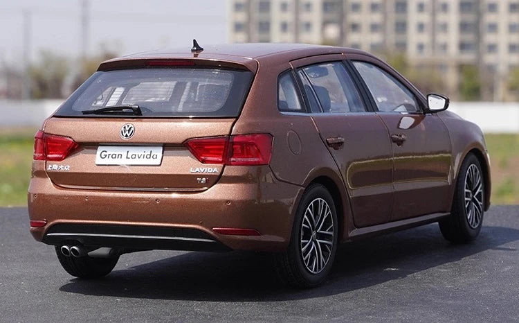[OEM] 1:18 Volkswagen 2015 Gran Lavida Brown Model Car Die-Cast