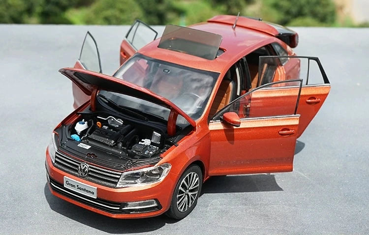 [OEM] 1:18 Volkswagen 2015 Gran Santana Orange Model Car Die-Cast