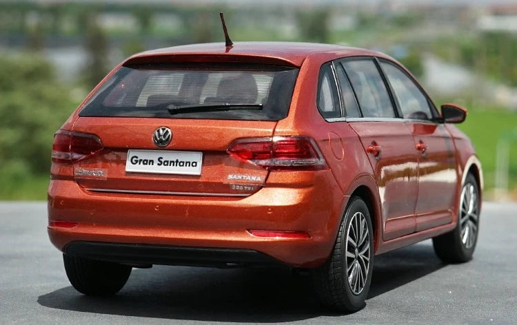 [OEM] 1:18 Volkswagen 2015 Gran Santana Orange Model Car Die-Cast