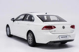 [OEM] 1:18 Volkswagen 2015 Lamando White Model Car Die-Cast