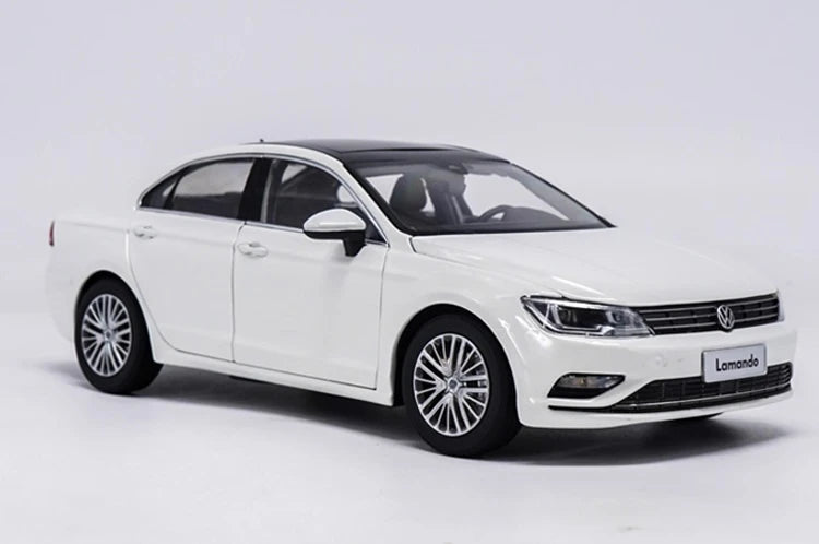 [OEM] 1:18 Volkswagen 2015 Lamando White Model Car Die-Cast