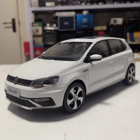 [OEM] 1:18 Volkswagen 2015 Polo 6R GTI White Model Car Die-Cast
