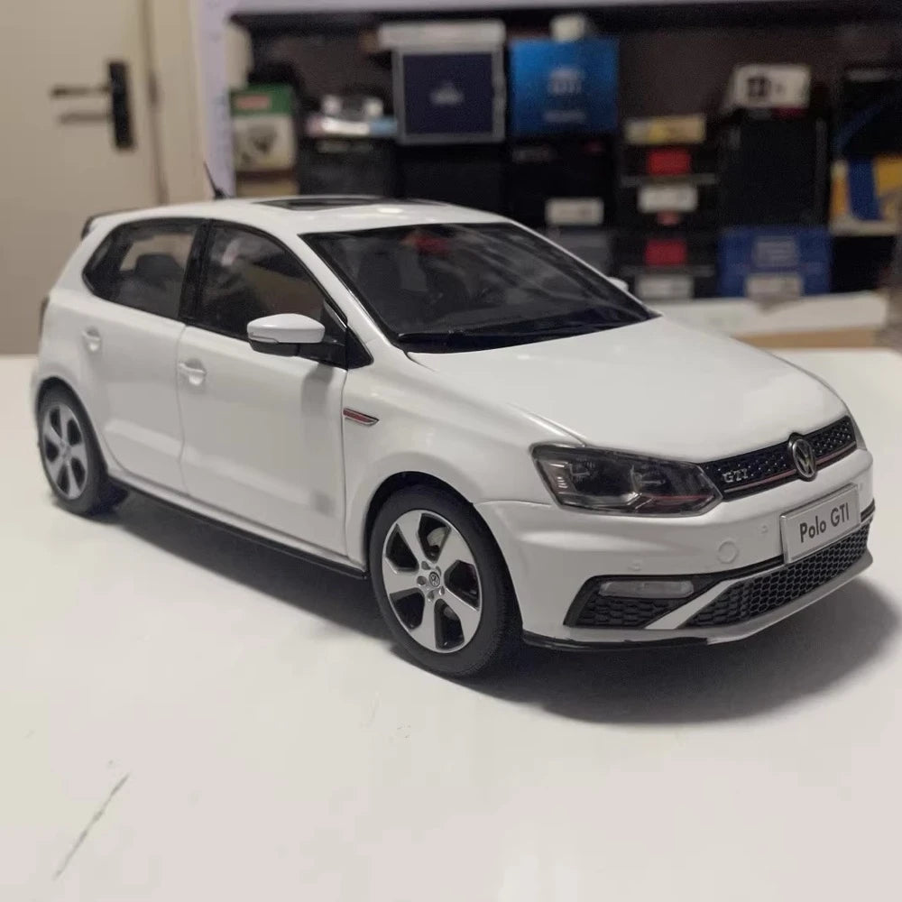 [OEM] 1:18 Volkswagen 2015 Polo 6R GTI White Model Car Die-Cast