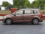 [OEM] 1:18 Volkswagen 2015 Touran L Brown Model Car Die-Cast