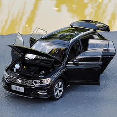 [OEM] 1:18 Volkswagen 2016 C-Trek Black Model Car Die-Cast