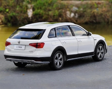[OEM] 1:18 Volkswagen 2016 C-Trek White Model Car Die-Cast