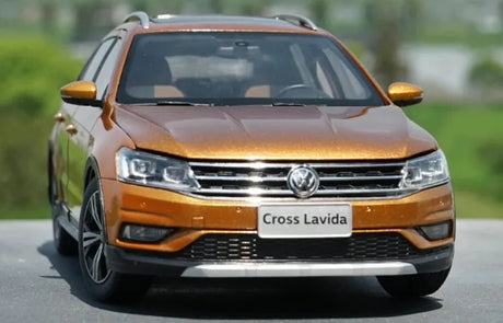 [OEM] 1:18 Volkswagen 2016 Cross Lavida Brown Model Car Die-Cast