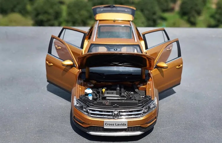 [OEM] 1:18 Volkswagen 2016 Cross Lavida Brown Model Car Die-Cast
