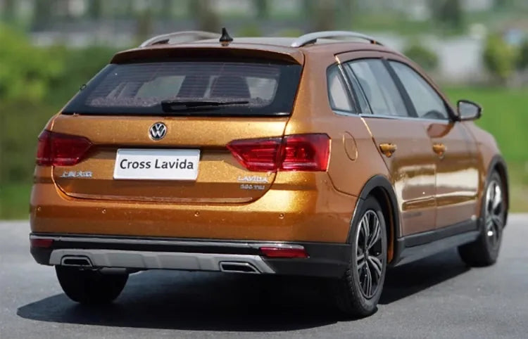 [OEM] 1:18 Volkswagen 2016 Cross Lavida Brown Model Car Die-Cast