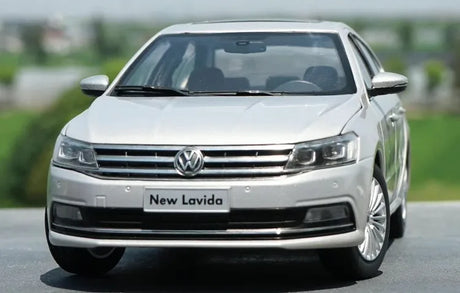 [OEM] 1:18 Volkswagen 2016 Lavida Silver Model Car Die-Cast