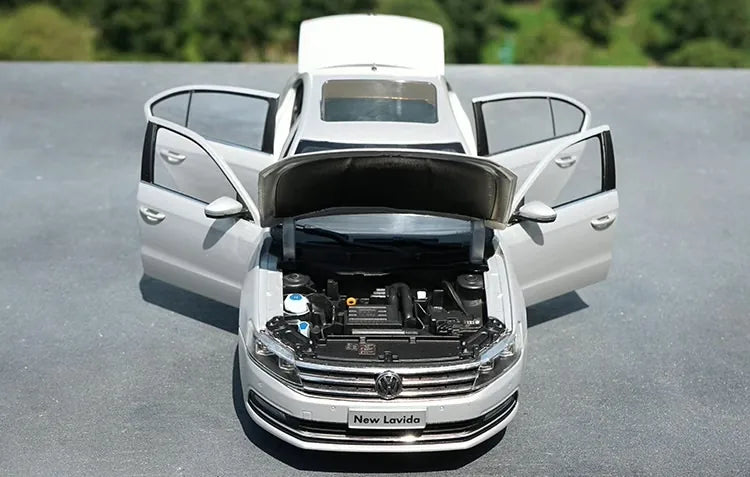 [OEM] 1:18 Volkswagen 2016 Lavida Silver Model Car Die-Cast