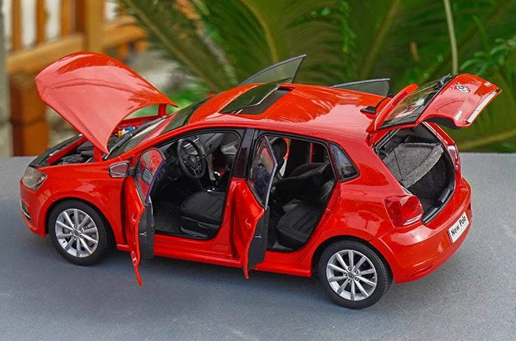 [OEM] 1:18 Volkswagen 2016 Polo Red Model Car Die-Cast