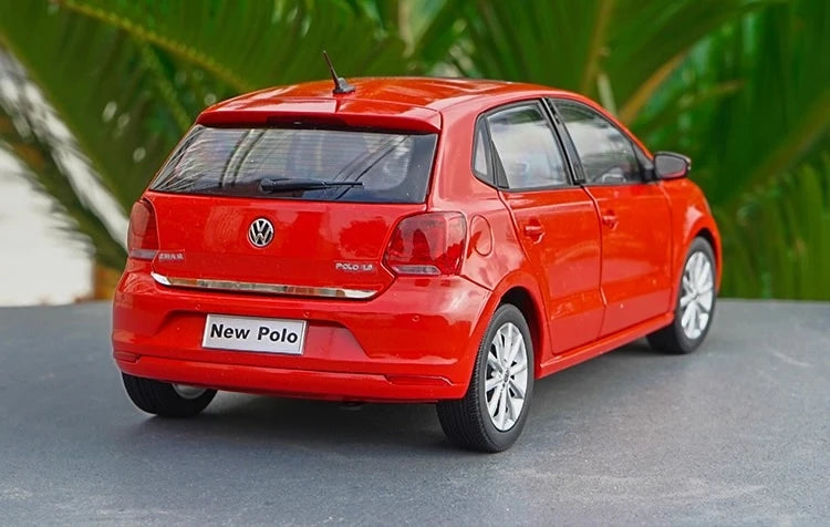 [OEM] 1:18 Volkswagen 2016 Polo Red Model Car Die-Cast