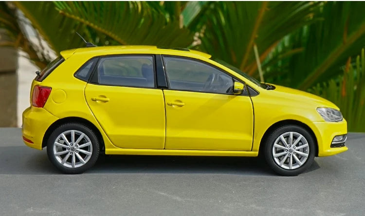 [OEM] 1:18 Volkswagen 2016 Polo Yellow Model Car Die-Cast
