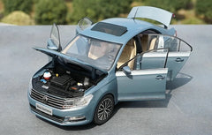 [OEM] 1:18 Volkswagen 2017 Santana Blue Model Car Die-Cast