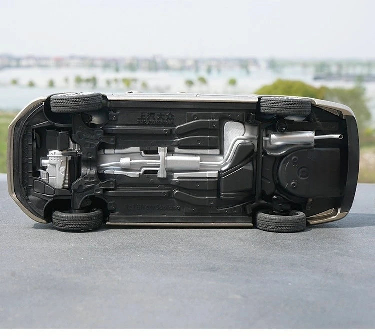 [OEM] 1:18 Volkswagen 2017 Santana ゴールド モデルカー Die-Cast