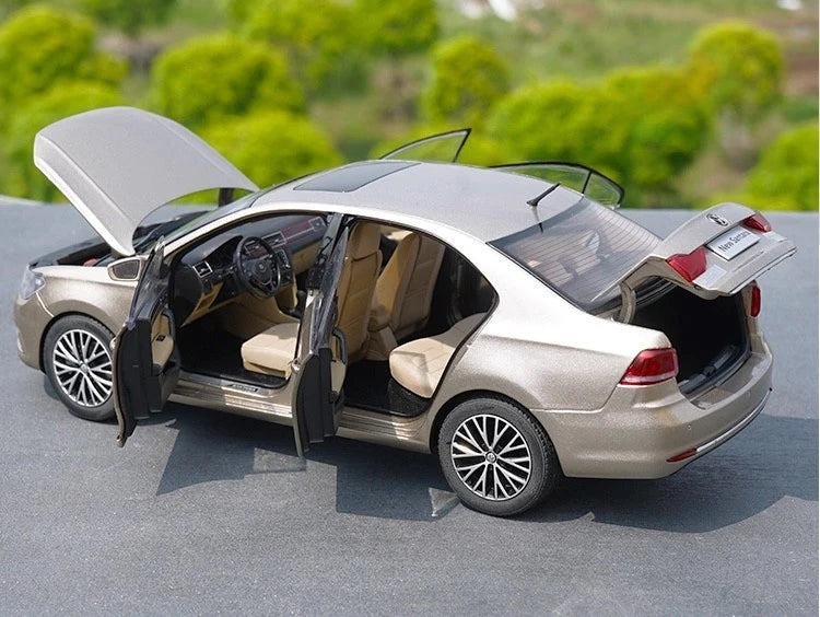 [OEM] 1:18 Volkswagen 2017 Santana ゴールド モデルカー Die-Cast