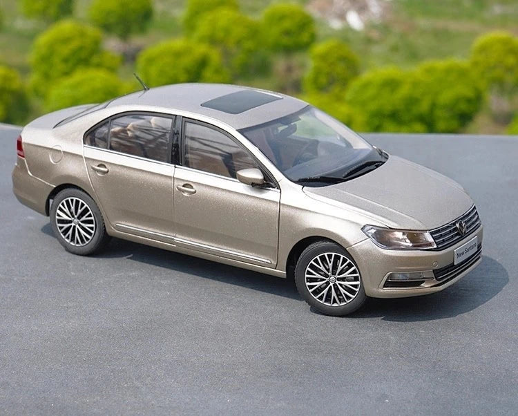 [OEM] 1:18 Volkswagen 2017 Santana ゴールド モデルカー Die-Cast