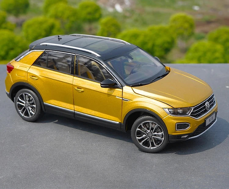 [OEM] 1:18 Volkswagen 2017 T-Roc Gold Model Car Die-Cast