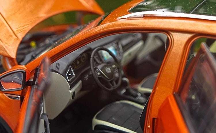 [OEM] 1:18 Volkswagen 2017 T-Roc Orange Model Car Die-Cast