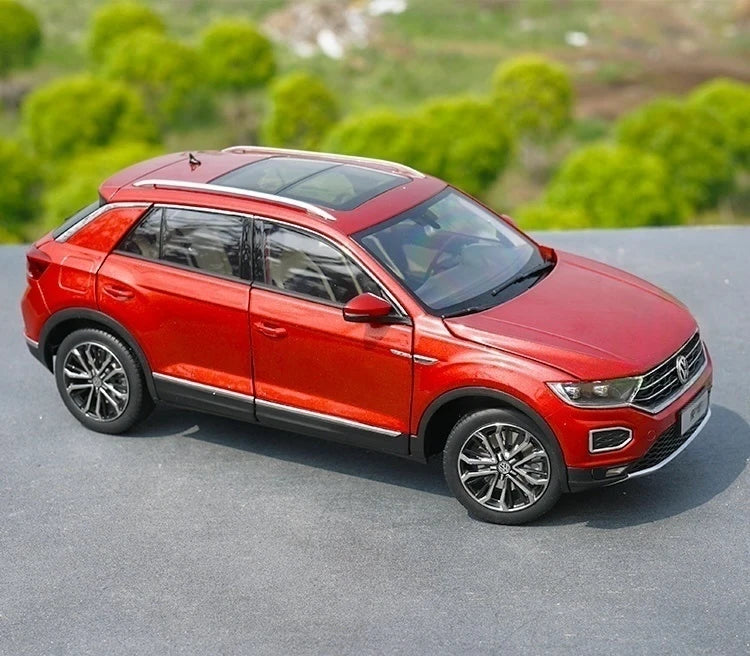 [OEM] 1:18 Volkswagen 2017 T-Roc レッド モデルカー Die-Cast